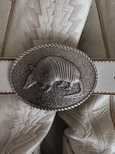 Load image into Gallery viewer, armadillo by morning
