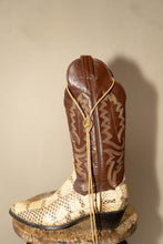 Load image into Gallery viewer, pony up
