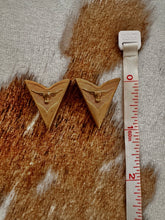 Load image into Gallery viewer, longhorn collar tips

