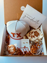 Load image into Gallery viewer, hook &#39;em graduate LUXE box
