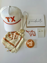 Load image into Gallery viewer, hook &#39;em graduate LUXE box
